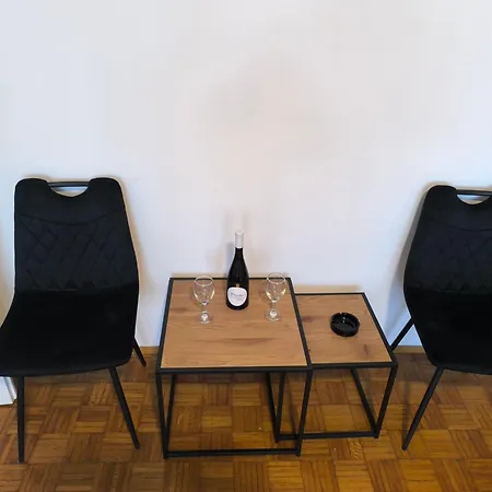 R & P * Mladenovac (Belgrade)